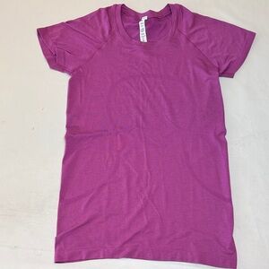 Lululemon Swiftly Tech Short-Sleeve Shirt, Hip Length, size 6
